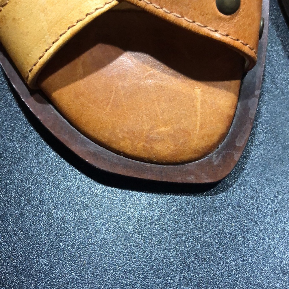 John Fluevog Brown & Tan Shoes; Sz 6 - Picture 5 of 7